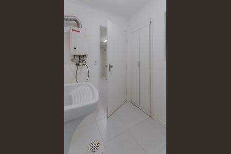 Apartamento à venda com 81m², 2 quartos e 1 vaga Apartamento à venda com 81m², 2 quartos e 1 vagaÁrea de Serviço