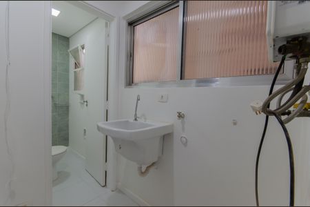 Apartamento à venda com 81m², 2 quartos e 1 vaga Apartamento à venda com 81m², 2 quartos e 1 vagaÁrea de Serviço