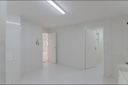 Apartamento à venda com 81m², 2 quartos e 1 vaga Apartamento à venda com 81m², 2 quartos e 1 vagaCozinha