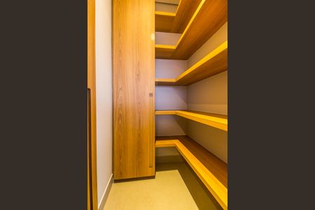 Apartamento para alugar com 124m², 2 quartos e 2 vagas Apartamento para alugar com 124m², 2 quartos e 2 vagasDespensa