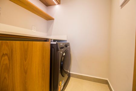 Apartamento para alugar com 124m², 2 quartos e 2 vagas Apartamento para alugar com 124m², 2 quartos e 2 vagasÁrea de Serviço