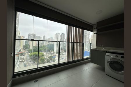 Apartamento à venda com 45m², 1 quarto e sem vaga Apartamento à venda com 45m², 1 quarto e sem vagaVaranda