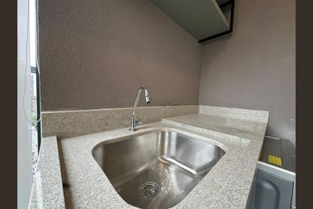 Apartamento à venda com 45m², 1 quarto e sem vaga Apartamento à venda com 45m², 1 quarto e sem vagaVaranda