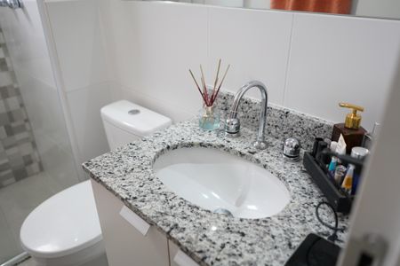 Apartamento à venda com 60m², 2 quartos e 1 vagaBanheiro 