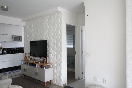 Sala de apartamento à venda com 2 quartos, 60m² em Vila Bertioga, São Paulo