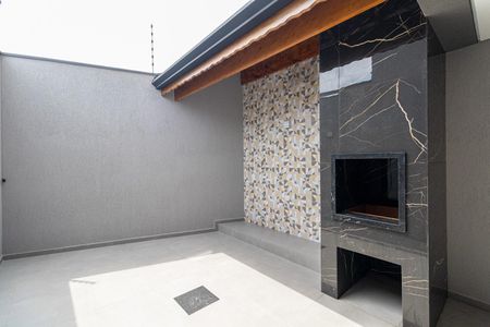 Casa à venda com 230m², 3 quartos e 6 vagasÁrea Externa