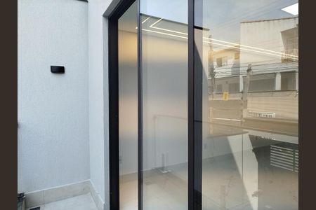 Casa à venda com 245m², 3 quartos e 5 vagasVaranda da sala