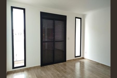 Casa à venda com 245m², 3 quartos e 5 vagasSuíte 3