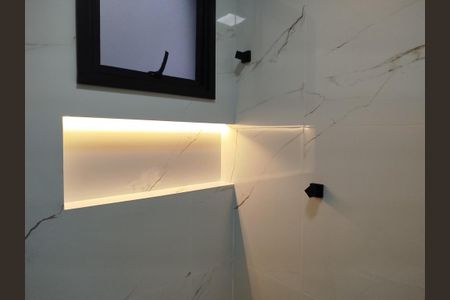 Casa à venda com 245m², 3 quartos e 5 vagasBanheiro da Suíte 2