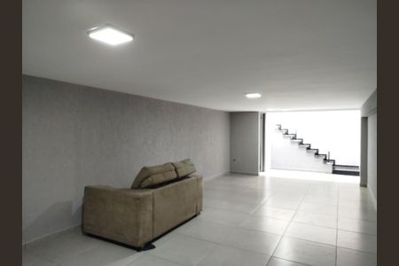 Casa à venda com 245m², 3 quartos e 5 vagasÁrea comum - Salão 