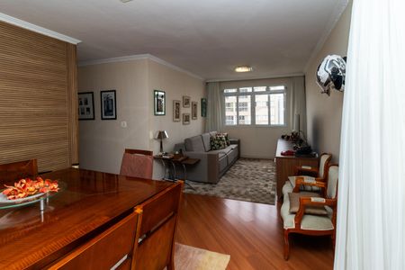 Apartamento à venda com 90m², 2 quartos e 2 vagasSala