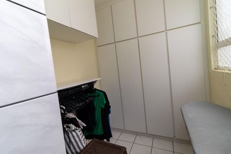 Apartamento à venda com 90m², 2 quartos e 2 vagasQuarto de Serviço