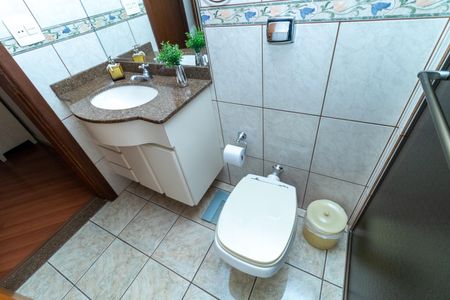 Apartamento à venda com 90m², 2 quartos e 2 vagasBanheiro