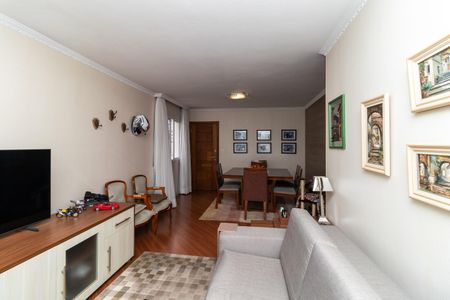 Apartamento à venda com 90m², 2 quartos e 2 vagasSala