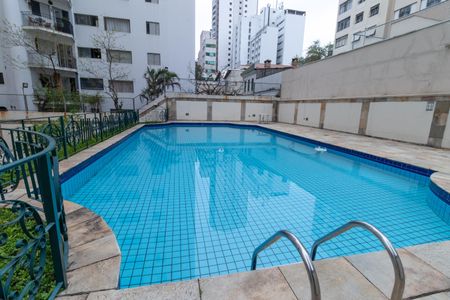 Apartamento à venda com 90m², 2 quartos e 2 vagasÁrea comum - Piscina