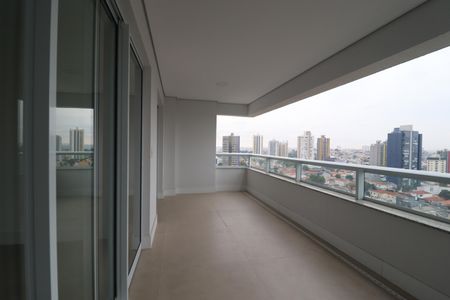 Apartamento à venda com 185m², 3 quartos e 3 vagasVaranda Sala