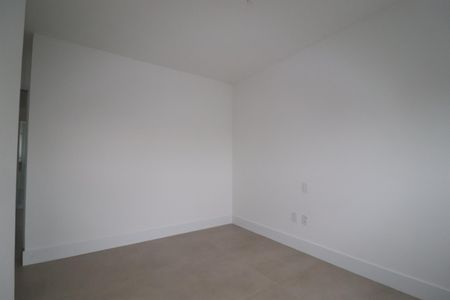 Apartamento à venda com 185m², 3 quartos e 3 vagasSuíte 2