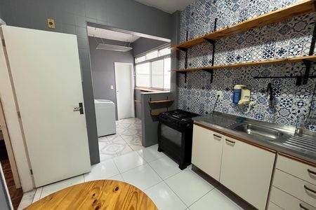 Apartamento à venda com 50m², 1 quarto e 1 vaga Apartamento à venda com 50m², 1 quarto e 1 vagaCozinha