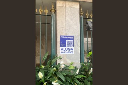 Placa de apartamento à venda com 1 quarto, 50m² em Jardim Guanabara, Rio de Janeiro