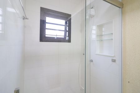 Casa à venda com 160m², 4 quartos e 2 vagasBanheiro 2