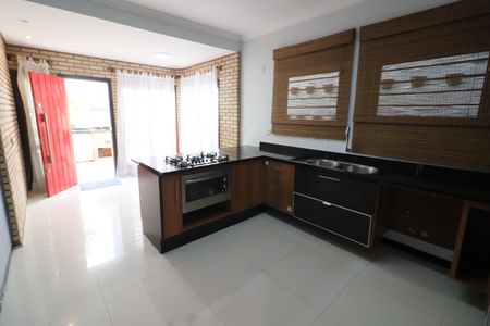 Casa à venda com 160m², 4 quartos e 2 vagasCozinha
