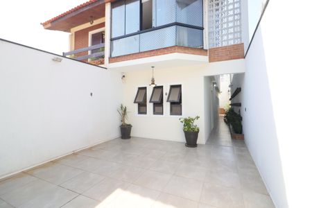 Casa à venda com 160m², 4 quartos e 2 vagasGaragem