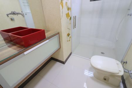 Casa à venda com 160m², 4 quartos e 2 vagasBanheiro 2