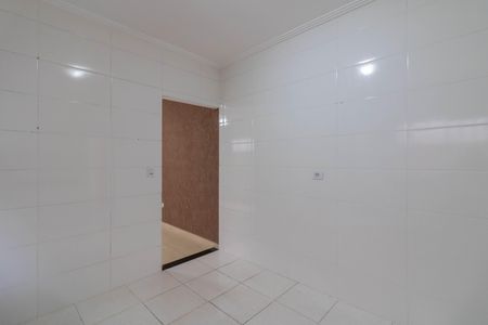 Casa à venda com 80m², 2 quartos e 2 vagas Casa à venda com 80m², 2 quartos e 2 vagasCozinha