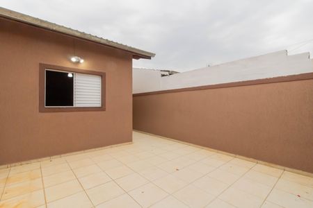 Casa à venda com 80m², 2 quartos e 2 vagas Casa à venda com 80m², 2 quartos e 2 vagasGaragem