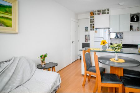 Apartamento para alugar com 40m², 2 quartos e 1 vagaSala
