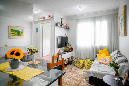 Sala de apartamento para alugar com 2 quartos, 40m² em Jardim Sao Saverio, São Paulo