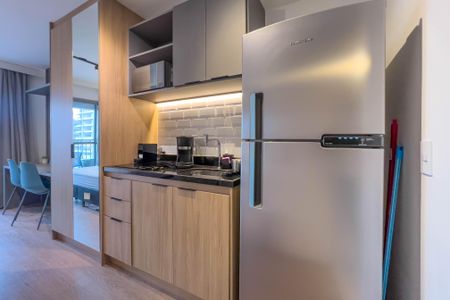 Studio para alugar com 25m², 1 quarto e sem vaga Studio para alugar com 25m², 1 quarto e sem vagaCozinha