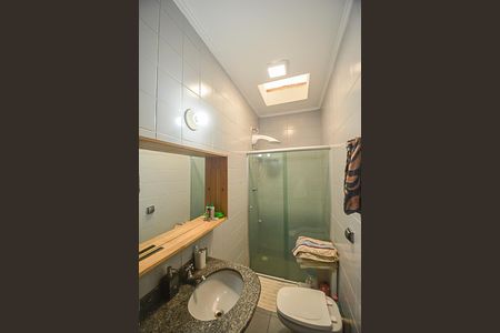 Casa à venda com 150m², 3 quartos e 2 vagasBanheiro