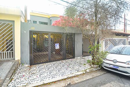 Casa à venda com 150m², 3 quartos e 2 vagasFachada