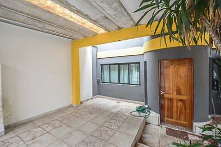Casa à venda com 150m², 3 quartos e 2 vagasGaragem