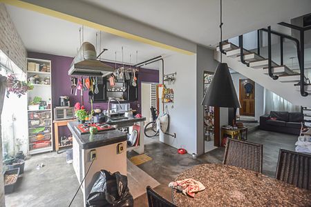 Casa à venda com 150m², 3 quartos e 2 vagasCozinha