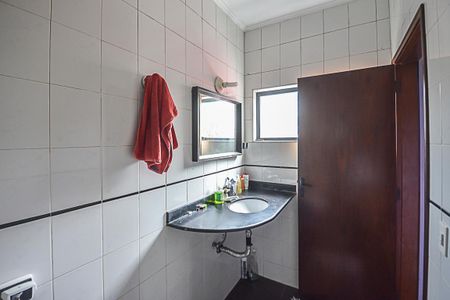 Casa à venda com 150m², 3 quartos e 2 vagasBanheiro da Suíte