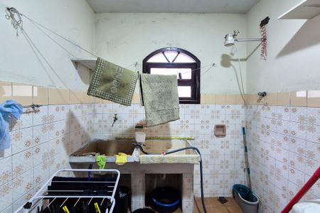 Casa à venda com 230m², 3 quartos e 4 vagasÁrea de Serviço