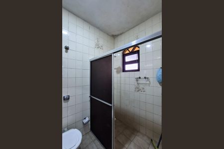 Casa à venda com 230m², 3 quartos e 4 vagasBanheiro Social