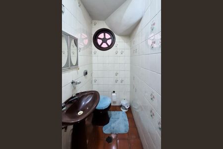 Casa à venda com 230m², 3 quartos e 4 vagasLavabo