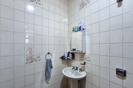 Casa à venda com 230m², 3 quartos e 4 vagasBanheiro Social