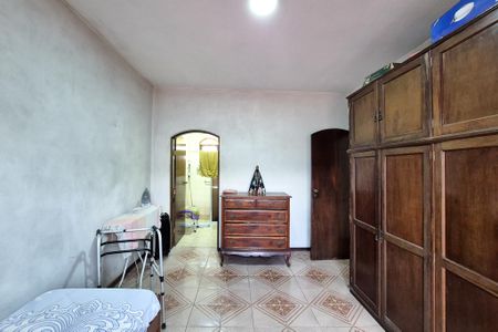 Casa à venda com 230m², 3 quartos e 4 vagasSuíte