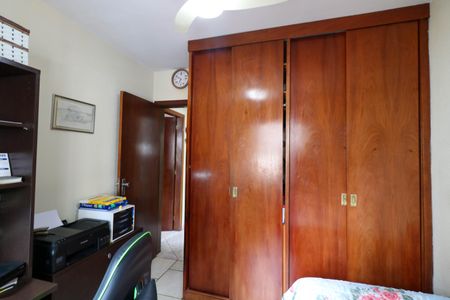 Apartamento à venda com 93m², 4 quartos e 1 vaga Apartamento à venda com 93m², 4 quartos e 1 vagaQuarto 3
