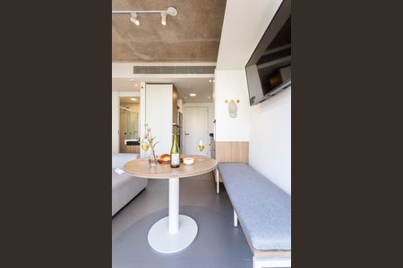 Studio para alugar com 28m², 1 quarto e sem vaga