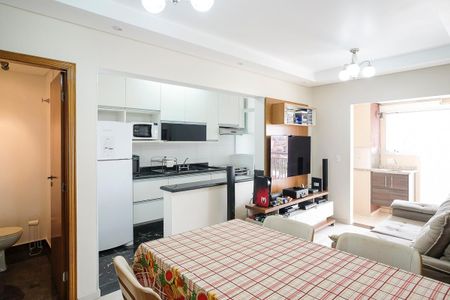 Apartamento à venda com 71m², 2 quartos e 2 vagasSala