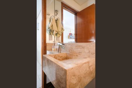 Apartamento à venda com 71m², 2 quartos e 2 vagasLavabo