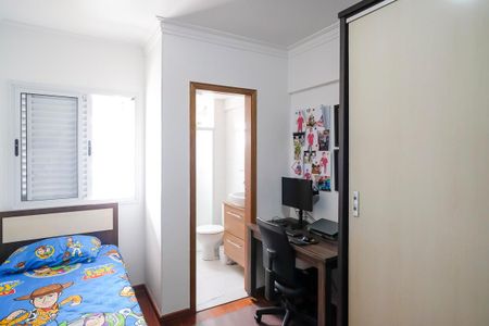 Apartamento à venda com 71m², 2 quartos e 2 vagasSuíte 2