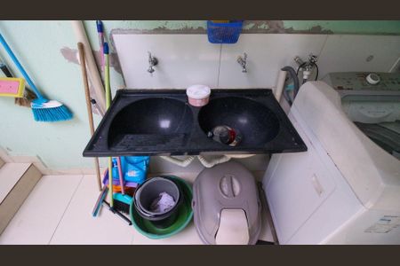 Casa à venda com 117m², 3 quartos e 3 vagas Casa à venda com 117m², 3 quartos e 3 vagasCozinha