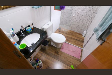 Casa à venda com 117m², 3 quartos e 3 vagas Casa à venda com 117m², 3 quartos e 3 vagasBanheiro