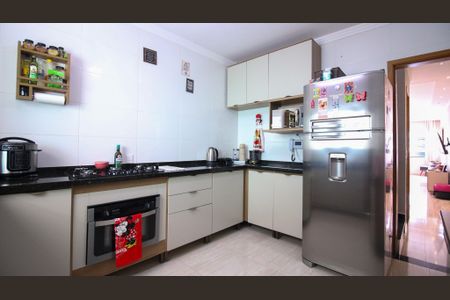 Casa à venda com 117m², 3 quartos e 3 vagas Casa à venda com 117m², 3 quartos e 3 vagasCozinha